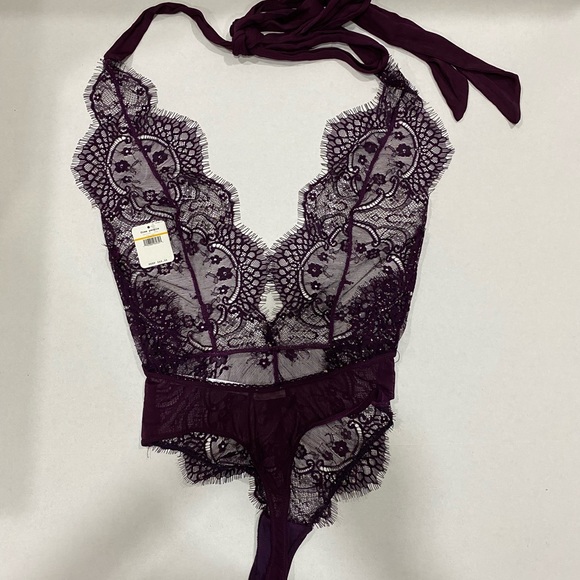 Free People Showoff Bodysuit - Picture 5 of 16